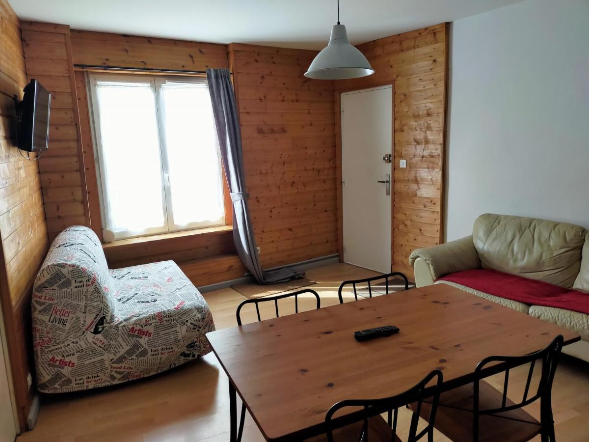 Agreable Appartement De 48 M² En Rdc La Bourboule Buitenkant foto